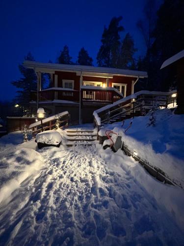 Sauna cabin in the heart of Nuuksio National Park - Mokki Nuuksiossa in Nuuksio