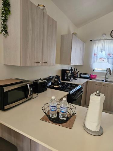 Sunset Paradise Home in Discovery Bay