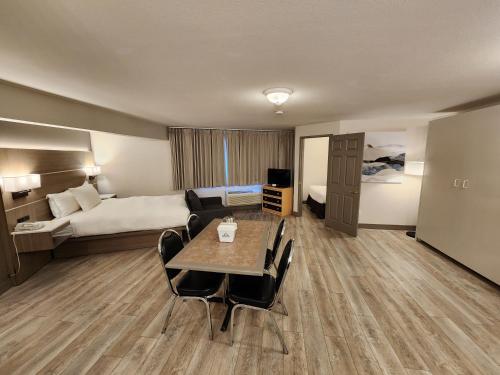 room detail thumbnail 0