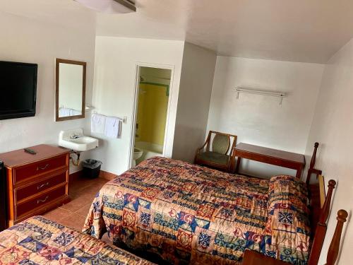 Double Room image 1