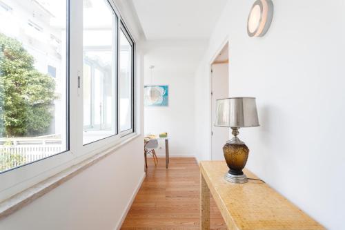 Cortes Apartment in Lisbon Historic Neighborhood - image 4