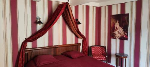 Suite Napoléon - La Halte d'Eugénie chambre d'hôte Château de Termes