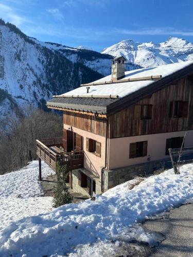 Grand chalet 6 chambres à 3 min des pistes des 3 Vallées