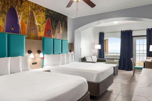 Queen Room with Two Queen Beds and Ocean View