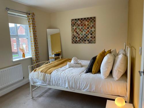 Fleetwood - 3 bedroom apartment, fab 4 contractors - Apartment - Gateshead