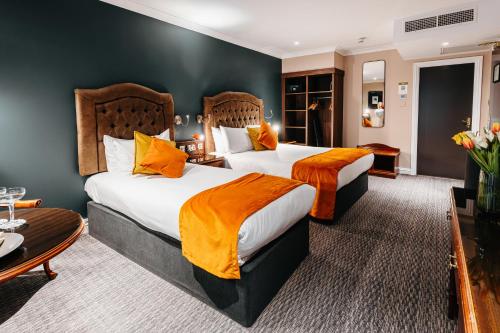 Triple Room image 2