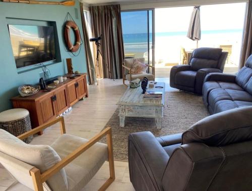 Ultimate Beach Front in Waimarama