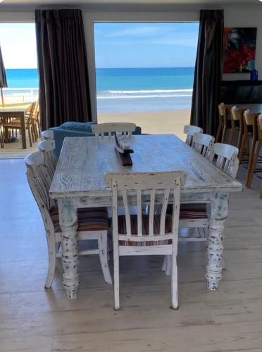 Iekārtas, Ultimate Beach Front in Waimarama
