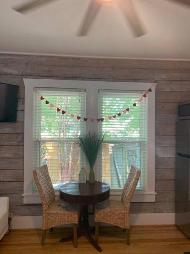 Newly remodeled studio near downtown Brenham in Brenham, USA