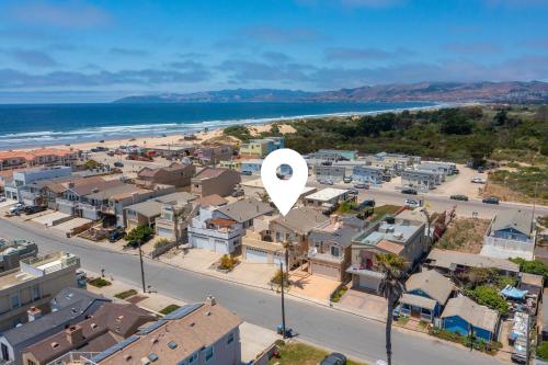 Viesnīcas āriene, Multi Family! 2 min walk to Beach! EV Charger! in Okeano (CA)