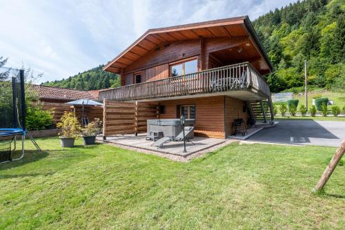 Chalets du Bouchot & Jacuzzi privatif proximité Gerardmer & La Bresse