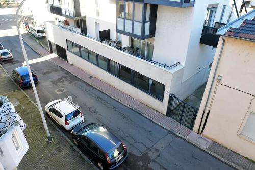 Grand T2 entier-5p-2 balcons - Appartement central