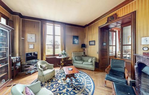 Exterior view, 8 Bedroom Cozy Home In Saint-Vigor in Fontaine Sous Jouy