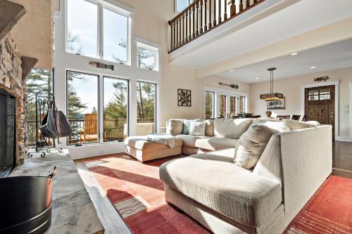 The Waterman Lakefront Luxury with Hot Tub & Private Dock! in Glen Alpine (NC)