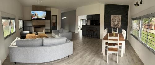 Casa con piscina climatizada