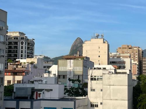 Top Ipanema 2 quadras da Praia