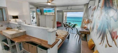 Official page "Residence Bleu Marine" - Sea View Apartments & Studios - Saint-Martin French Side