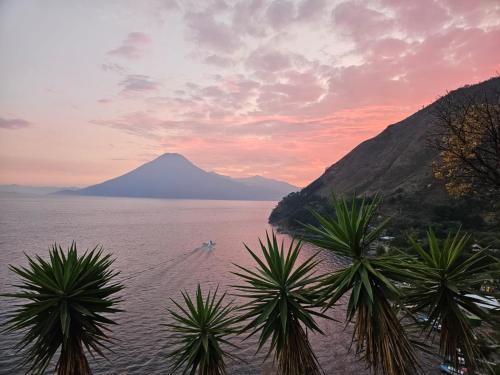 Näkymä, Casa Laguna: Best View In The World in Santa Cruz la Laguna