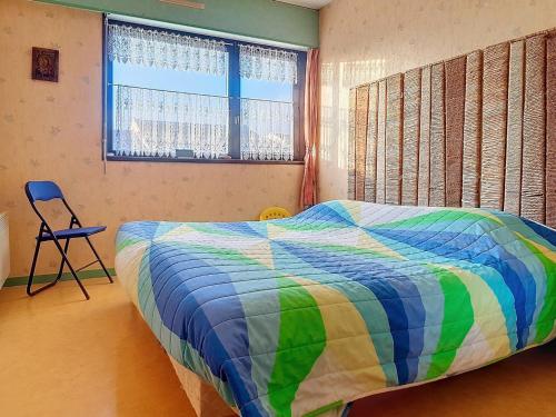 Duplex 8 pers proche mer avec balcon, parking et équipements complets - FR-1-746-17 (Duplex 8 pers proche mer avec balcon, parking et equipements complets - FR-1-746-17) in Creully