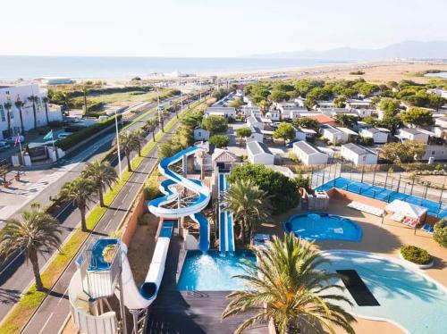 Mobil-home SOLEIA MAR ESTANG SIBLU VILLAGE Front de mer Accès plage privé Clim 2 SDB Canet-en-Roussillon