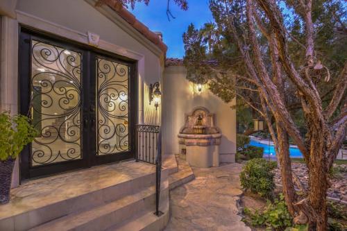Villa Greens- 5,700sf Luxury Las Vegas Pool, Las Vegas (zdjęcie 7)