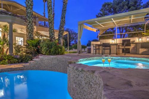 Villa Greens- 5,700sf Luxury Las Vegas Pool, Las Vegas (zdjęcie 8)