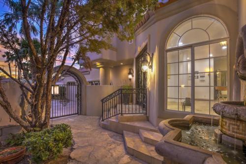 Villa Greens- 5,700sf Luxury Las Vegas Pool, Las Vegas (zdjęcie 4)