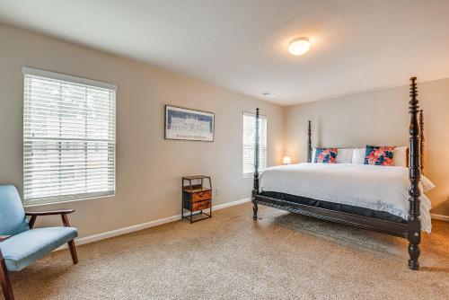 Spacious Atlanta Home with Yard and Charcoal Grill! Spacious Atlanta Home with Yard and Charcoal Grill!