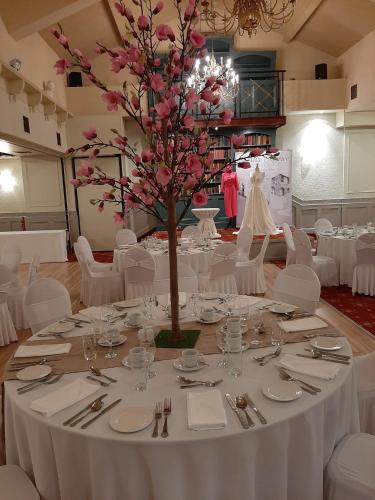 Darnley Lodge Hotel 4