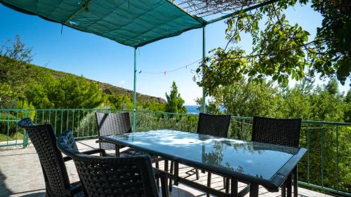 Holiday home Gandalj_2 in Lokva Rogoznica