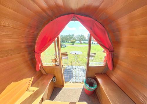 Vistas, Rheingau 524 Schlaffassdorf direkt am Rhein in Geisenheim