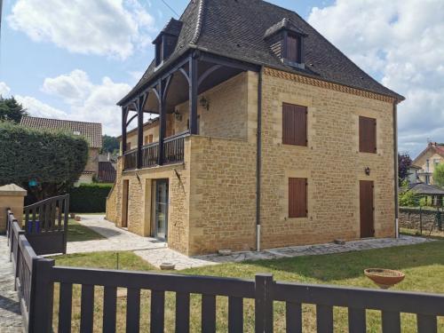Centre Sarlat appartement rez-de-chaussée dans magnifique maison périgourdine - Sarlat-la-Canéda