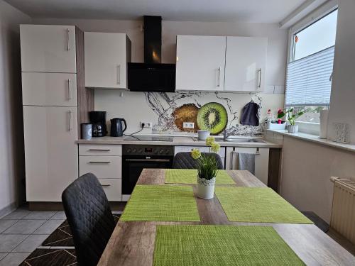 Ferienwohnung Mülheim Heißen mit großem Balkon (Ferienwohnung Mulheim Heißen mit großem Balkon) in 겔센키르첸 시티 센터