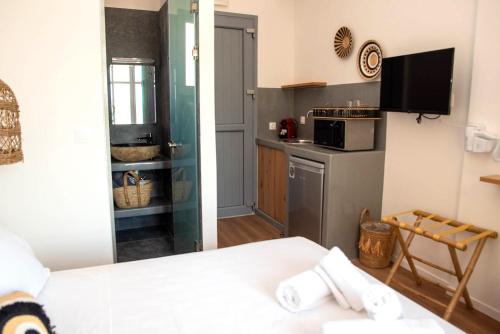 Aidani Luxurious Rooms