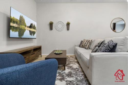 Petroglyph Place - An Irvie Home in Albuquerque, USA