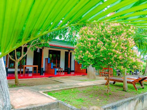 Exterior view, Pride Rock Villa & Tree House in Sigiriya