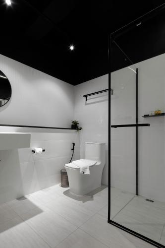 Superior Double Room with City View image 4