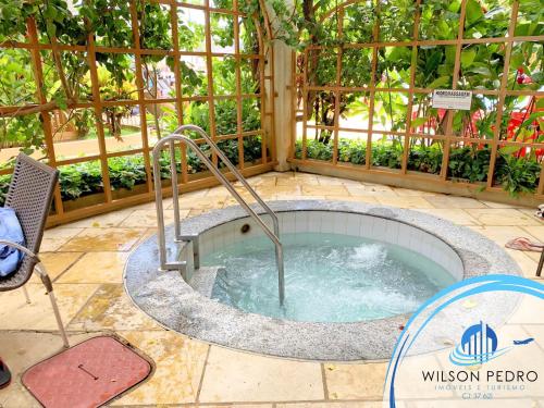 Úszómedence, Lacqua diRoma V in Prive das Caldas