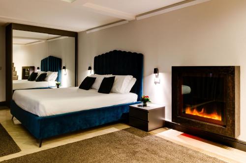 2 bedrooms, 3 beds