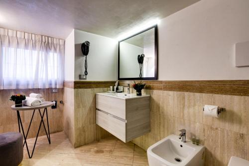 Piazza Farnese Luxury Suites - image 8