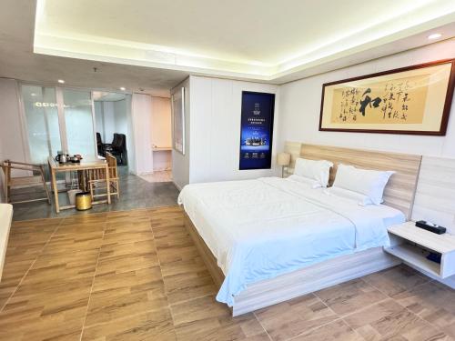 珠海筑梦者太空舱酒店(拱北口岸店) 珠海筑梦者太空舱酒店(拱北口岸店)