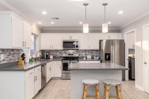 Cactus Glen Free Htd Pool GameRoom Cabana Bar in นอร์ทฟีนิกซ์