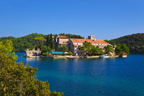 Iekārtas, Holiday apartment in Saplunara with sea view, terrace, air conditioning, WiFi 5197-4 in Saplunara