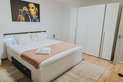 Alessandra-Aparthotel - Apartment - Piatra Neamţ