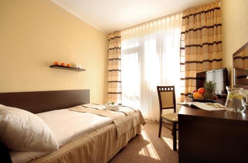 1 twin bed