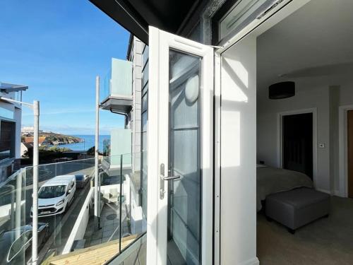 Luxury 5 bed house overlooking Towan Beach Newquay