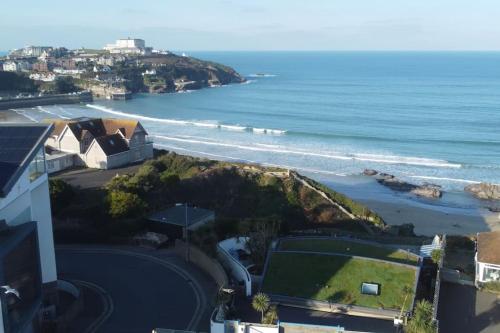 Luxury 5 bed house overlooking Towan Beach Newquay