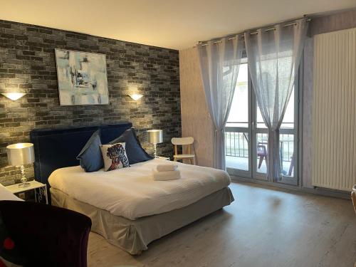 1 double bed