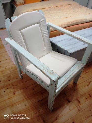 Room & Apartment Saint John - image 10