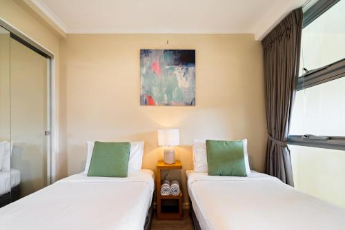 Three-Bedroom Apartment with Ocean View image 8